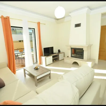 Vila Victoria וילה *