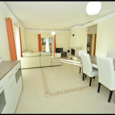 וילה Vila Victoria *